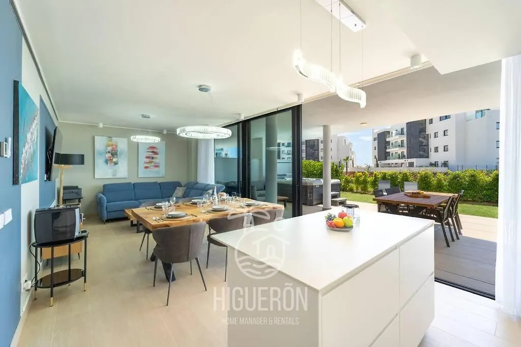 Higueronrentals Greenhouse Malaga Apartment