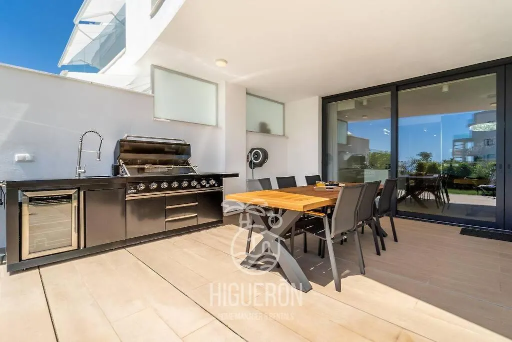 Higueronrentals Greenhouse Malaga Apartment