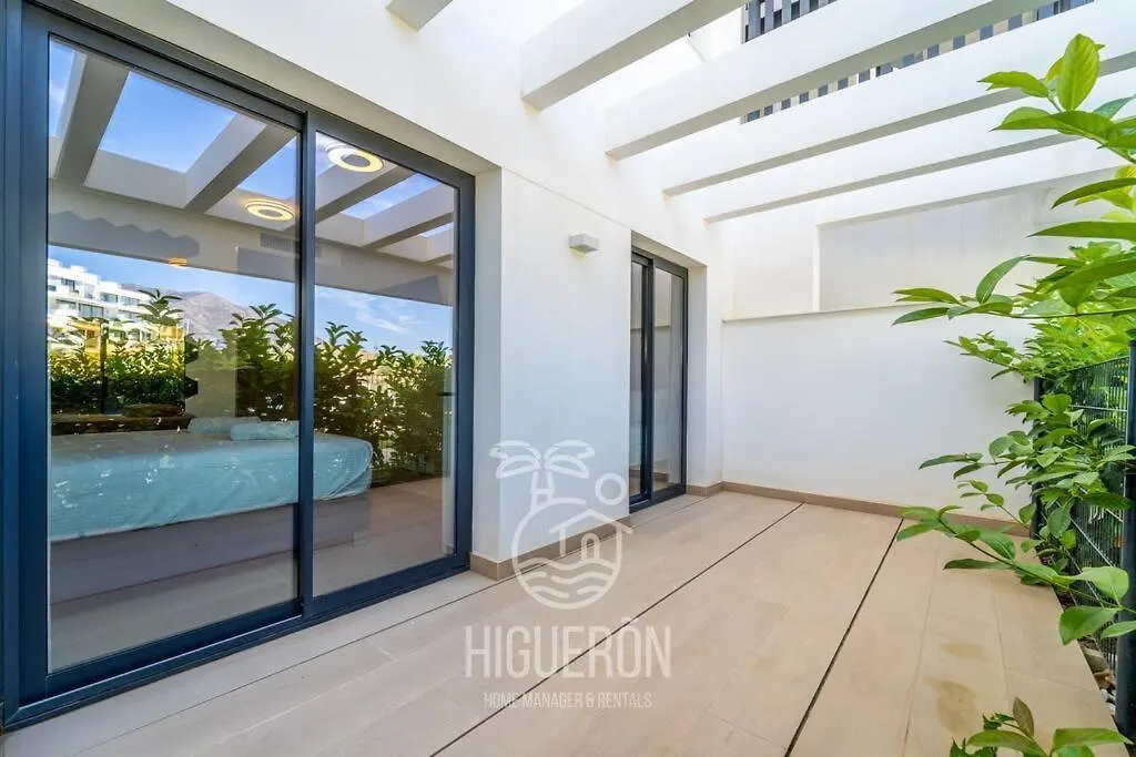 Higueronrentals Greenhouse Malaga Apartment